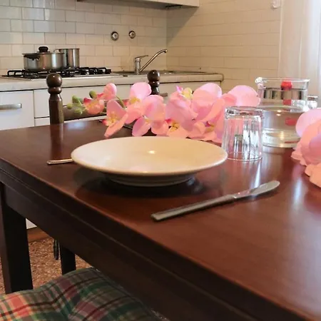Appartement Luminous Flat On The Ground Floor - Beahost *